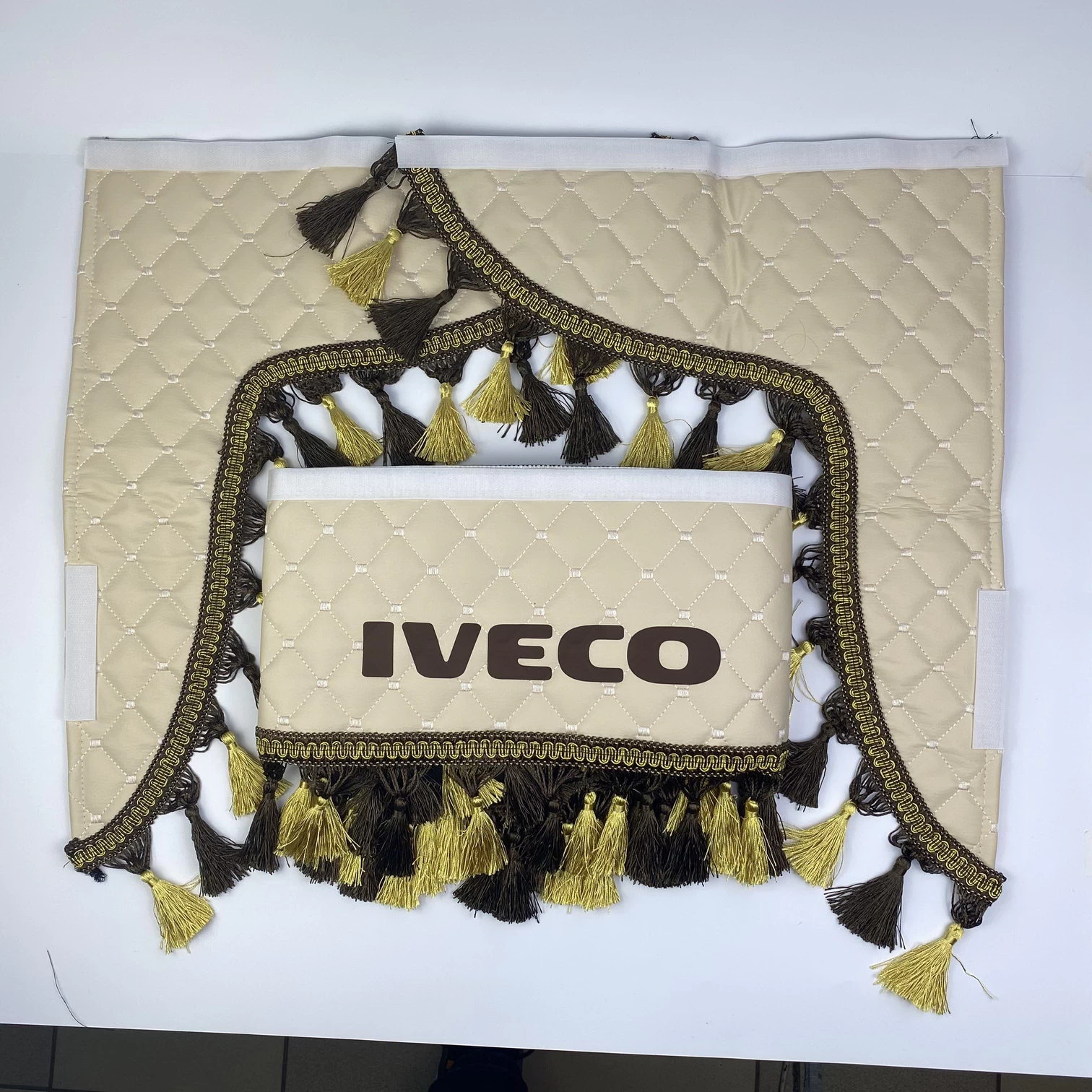 Шторка IVECO бежева вінілова з уголками, застіжка - Зображення 2